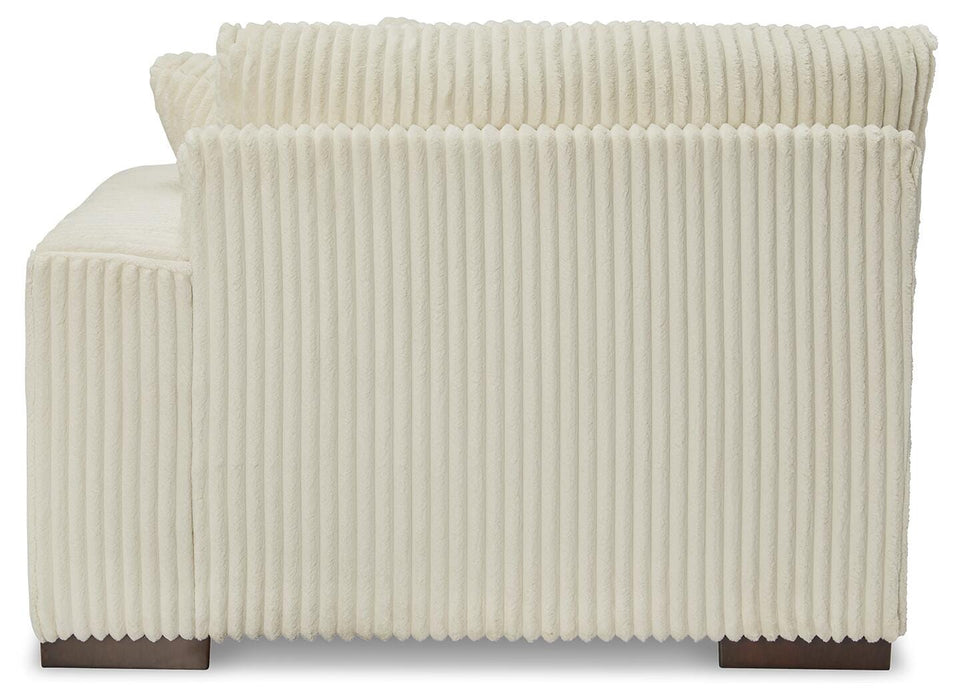 Lindyn Sectional with Chaise