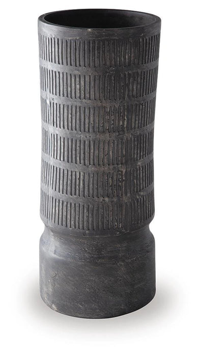 Beninworth Vase