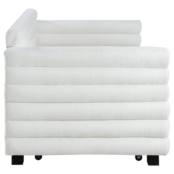Patricia Daybed with Trundle